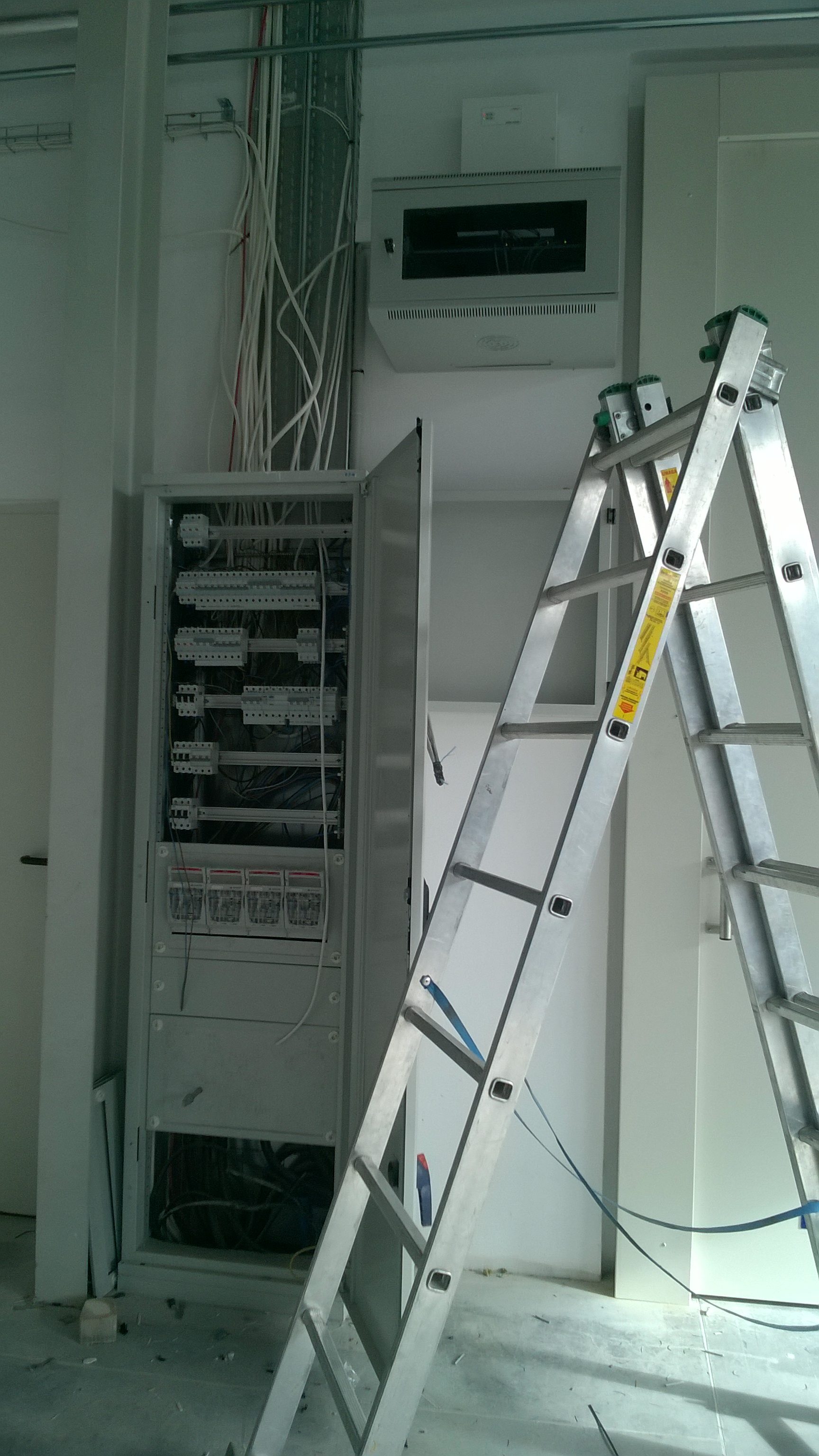 Wykonaliśmy sieć LAN, Monitoring, Alarm, KD oraz instalację elektryczną w gabinecie lekarskim Kraśnik
